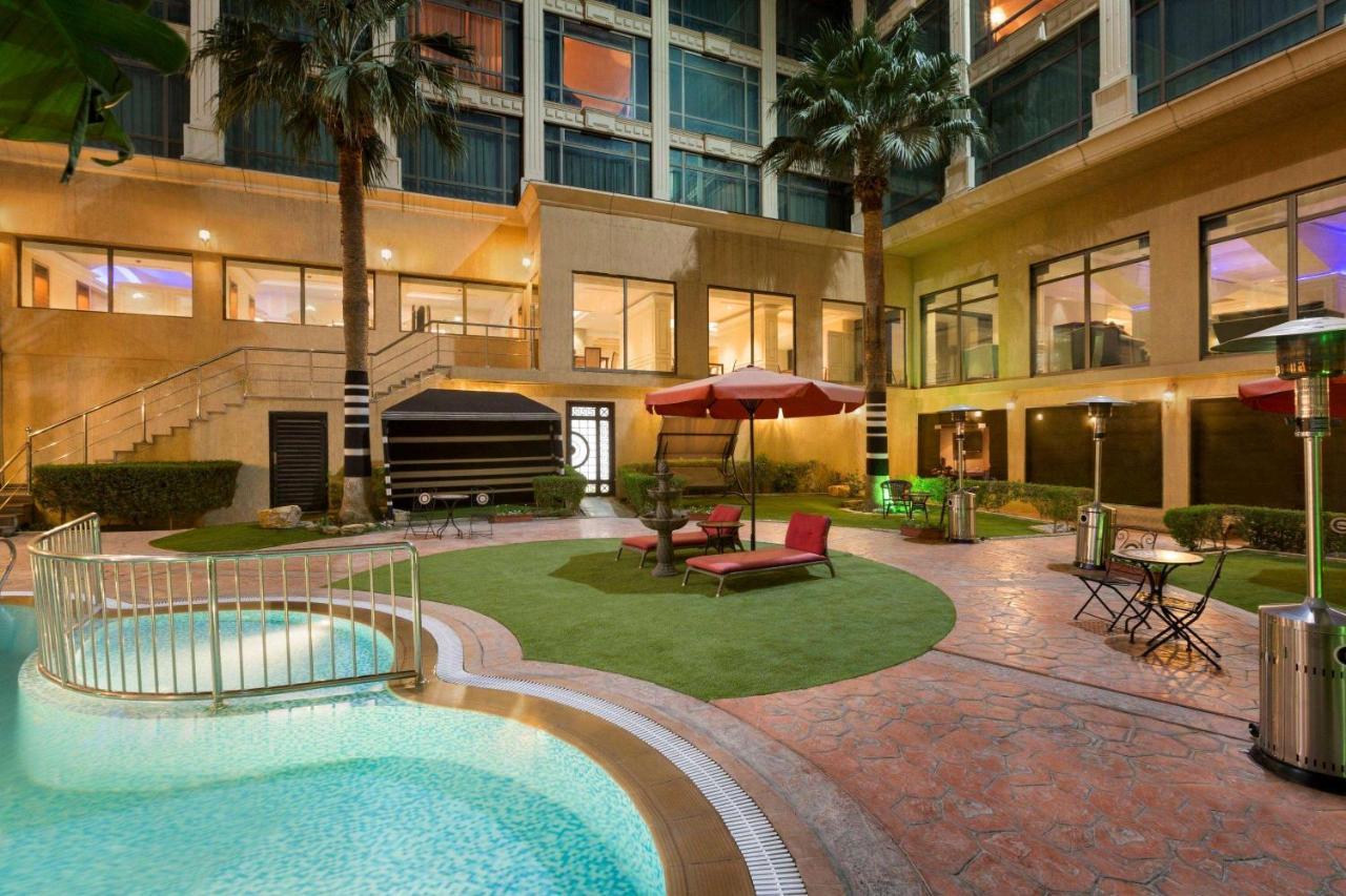 Ramada Riyadh Hotel Eksteriør bilde