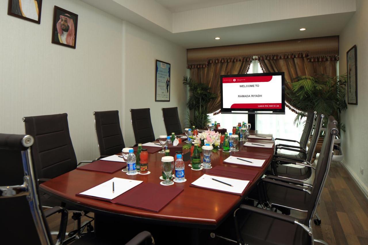 Ramada Riyadh Hotel Eksteriør bilde
