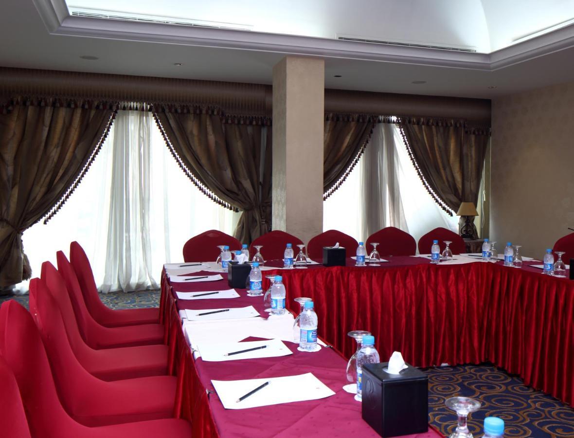 Ramada Riyadh Hotel Eksteriør bilde