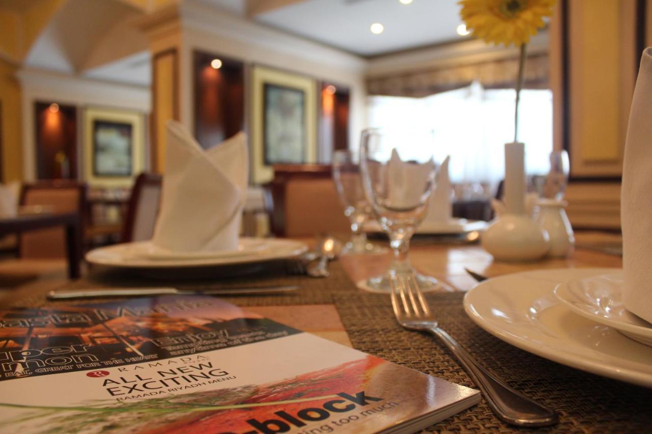 Ramada Riyadh Hotel Eksteriør bilde
