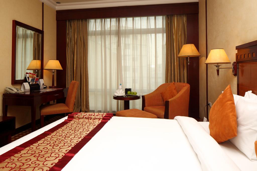 Ramada Riyadh Hotel Eksteriør bilde