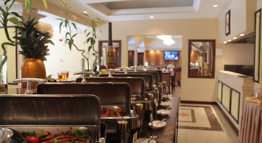 Ramada Riyadh Hotel Eksteriør bilde