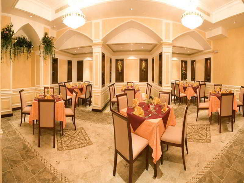 Ramada Riyadh Hotel Restaurant bilde
