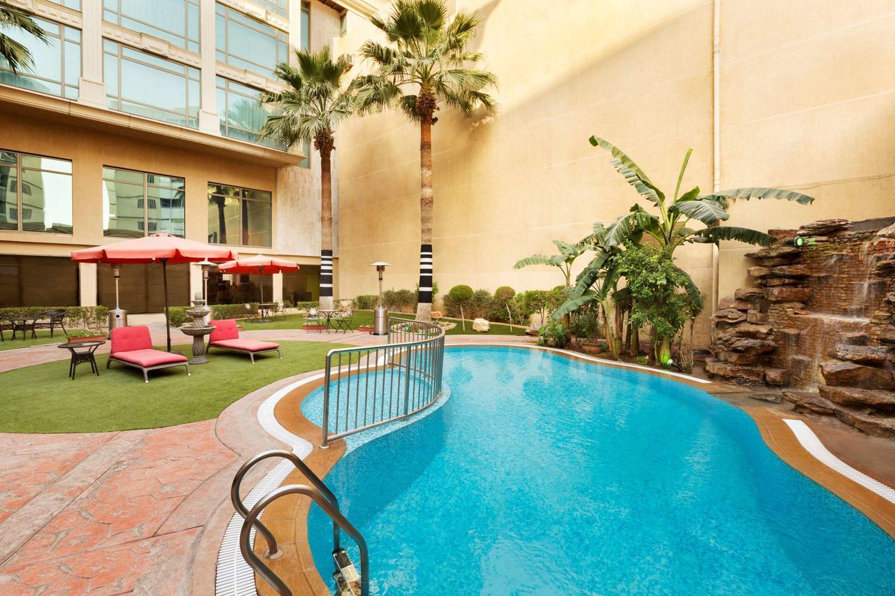 Ramada Riyadh Hotel Eksteriør bilde